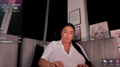 Snapshot of zoey_thommpson chatting on October 5, 2025, 1:59 am zoey thommpson online show from October 5, 2025, 1:59 am