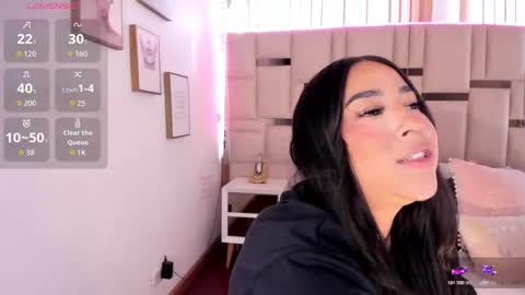 Snapshot of zoey_thommpson chatting on October 28, 2025, 8:11 pm zoey thommpson online show from October 28, 2025, 8:11 pm