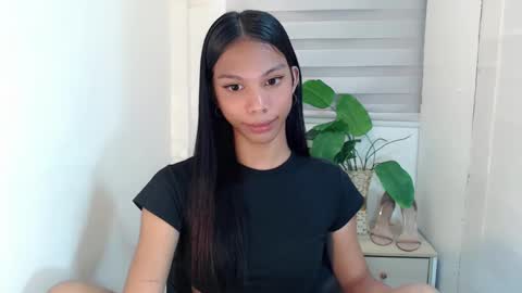 zoey online show from February 21, 2025, 3:34 am