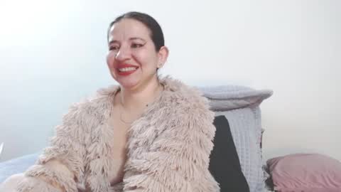 Snapshot of zohe_ chatting on October 8, 2025, 9:51 am zohe online show from October 8, 2025, 9:51 am