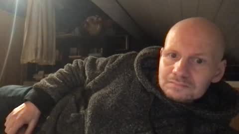 Snapshot of zolexthomas chatting on February 25, 2025, 5:58 pm zolexthomas online show from February 25, 2025, 5:58 pm