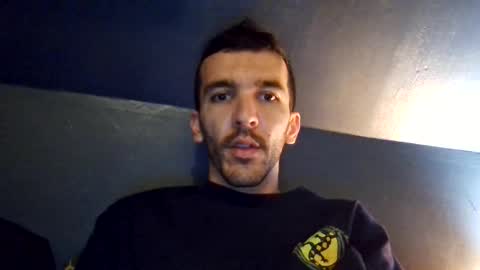 Snapshot of zommmmmmmmm chatting on October 14, 2025, 8:20 pm zom online show from October 14, 2025, 8:20 pm