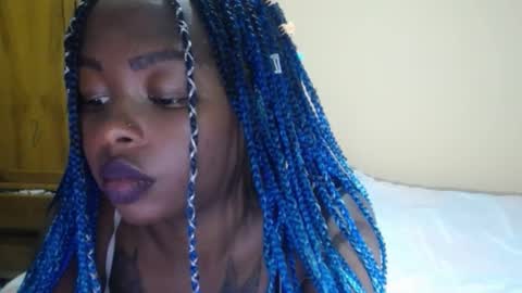 Zooe online show from February 9, 2025, 10:54 pm
