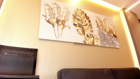 CAROLINA online show from January 31, 2025, 12:50 am