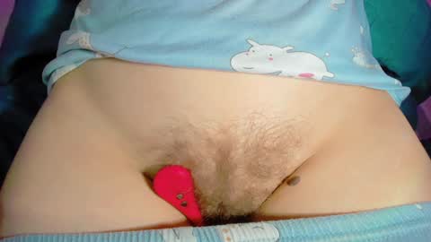 Snapshot of zooeybelair chatting on February 1, 2025, 1:30 pm Alicie online show from February 1, 2025, 1:30 pm