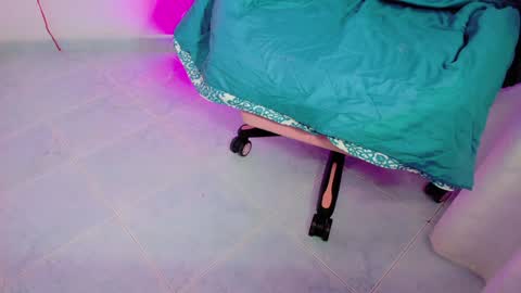 Snapshot of zooeybelair chatting on February 7, 2025, 9:37 am Alicie online show from February 7, 2025, 9:37 am