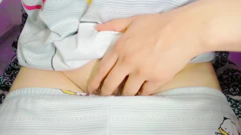 Snapshot of zooeybelair chatting on March 4, 2025, 12:33 pm Alicie online show from March 4, 2025, 12:33 pm