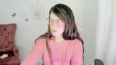 Snapshot of zooeybelair chatting on November 11, 2025, 4:40 pm Alicie online show from November 11, 2025, 4:40 pm