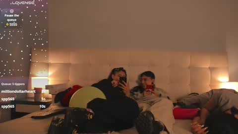 cintya kors online show from January 11, 2025, 8:43 am