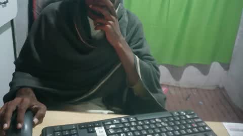 Snapshot of zoyakhan803 chatting on February 13, 2025, 2:56 am zoyakhan803 online show from February 13, 2025, 2:56 am