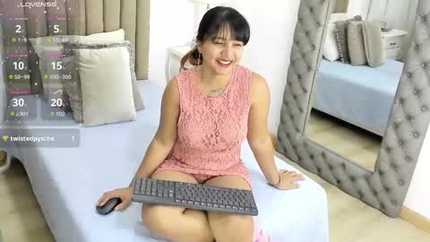 Snapshot of zusan_king_ chatting on October 20, 2025, 3:18 am Im Zusan My schedule is from 1030pm to 430 am colombian time online show from October 20, 2025, 3:18 am