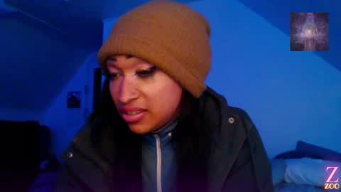 Snapshot of zya_zoo chatting on March 9, 2025, 3:32 am ZYA online show from March 9, 2025, 3:32 am