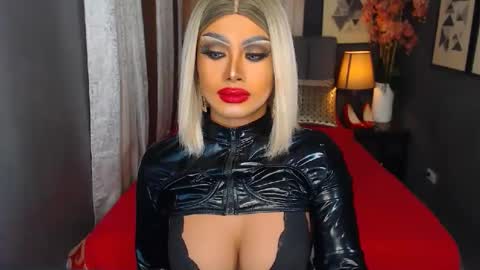 zyradom online show from December 3, 2024, 5:12 pm