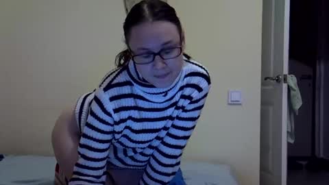 Snapshot of zyuhre chatting on October 11, 2025, 7:12 pm Zyuhre online show from October 11, 2025, 7:12 pm