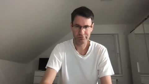 Snapshot of zzz123_cam chatting on December 21, 2024, 4:25 pm zzz123_cam online show from December 21, 2024, 4:25 pm