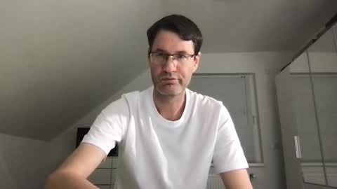 Snapshot of zzz123_cam chatting on February 9, 2025, 8:24 pm zzz123_cam online show from February 9, 2025, 8:24 pm