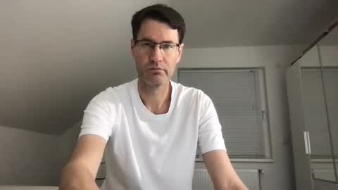 Snapshot of zzz123_cam chatting on November 29, 2025, 4:10 pm zzz123_cam online show from November 29, 2025, 4:10 pm