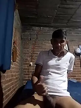 Snapshot of Alejandre21 chatting on October 12, 2025, 5:39 am Alejandre21 online show from October 12, 2025, 5:39 am