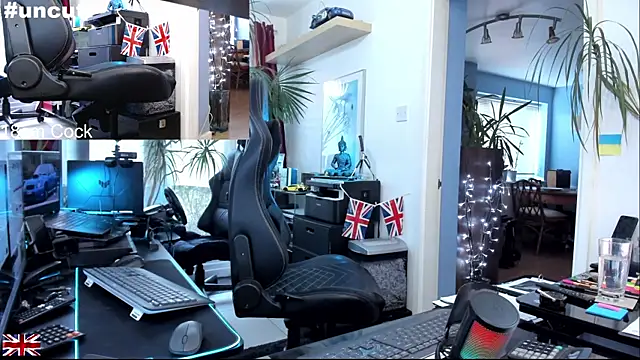 Snapshot of OnlineBossUK chatting on November 30, 2025, 3:16 pm OnlineBossUK online show from November 30, 2025, 3:16 pm