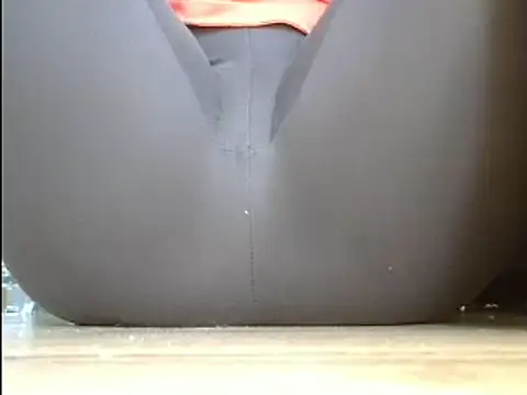 Snapshot of Squirtlady38 chatting on February 7, 2025, 9:26 am Squirtlady38 online show from February 7, 2025, 9:26 am