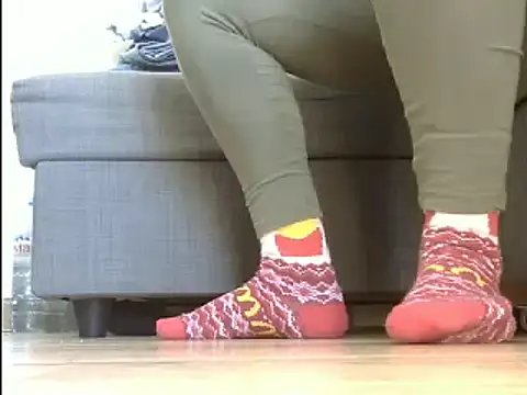 Snapshot of Squirtlady38 chatting on February 18, 2025, 11:33 am Squirtlady38 online show from February 18, 2025, 11:33 am