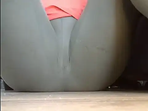 Snapshot of Squirtlady38 chatting on February 20, 2025, 1:08 pm Squirtlady38 online show from February 20, 2025, 1:08 pm