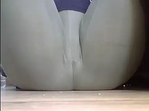 Snapshot of Squirtlady38 chatting on March 6, 2025, 2:29 pm Squirtlady38 online show from March 6, 2025, 2:29 pm