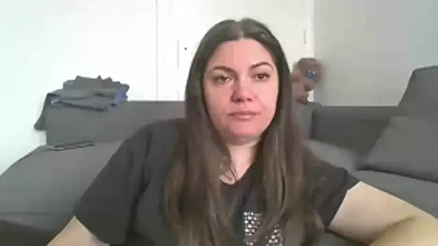 Snapshot of Squirtlady38 chatting on November 18, 2025, 12:53 pm Squirtlady38 online show from November 18, 2025, 12:53 pm