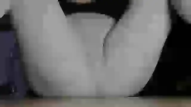 Snapshot of Squirtlady38 chatting on December 14, 2025, 2:17 am Squirtlady38 online show from December 14, 2025, 2:17 am