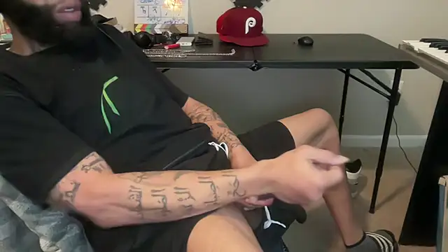 ANAKONDA KIING online show from December 3, 2024, 2:38 pm