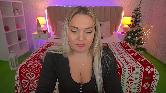 MissyMartinez online show from December 24, 2024, 11:49 am