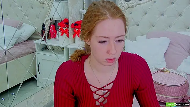 TinaBrook online show from November 10, 2025, 3:49 am