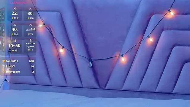 kinkylittlegirll online show from November 26, 2025, 2:56 am