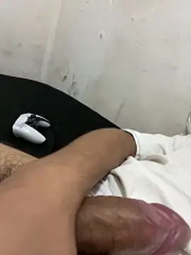 Snapshot of Magosupreme chatting on October 16, 2025, 6:47 am Magosupreme online show from October 16, 2025, 6:47 am