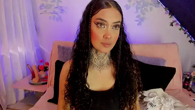 Snapshot of Cata_green chatting on January 11, 2025, 9:46 pm Cata green online show from January 11, 2025, 9:46 pm