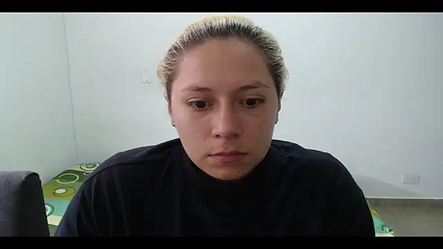 Snapshot of MommyMiaWs chatting on February 4, 2025, 5:55 pm MommyMiaWs online show from February 4, 2025, 5:55 pm