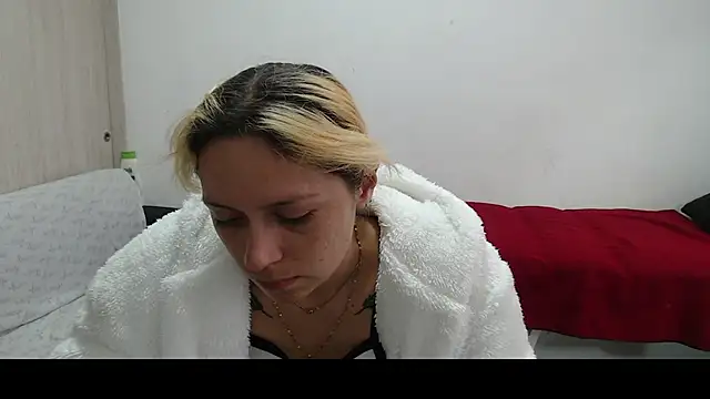 Snapshot of MommyMiaWs chatting on March 15, 2025, 6:32 pm MommyMiaWs online show from March 15, 2025, 6:32 pm