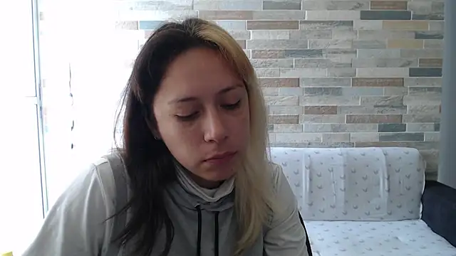 Snapshot of MommyMiaWs chatting on October 3, 2025, 3:09 pm MommyMiaWs online show from October 3, 2025, 3:09 pm