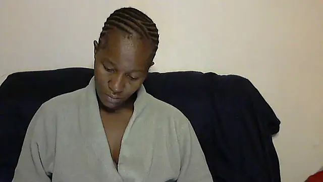 Snapshot of sluttylaura21 chatting on March 22, 2025, 3:20 am sluttylaura21 online show from March 22, 2025, 3:20 am