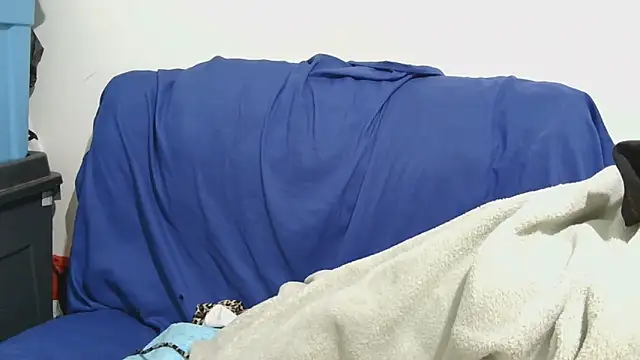 Snapshot of sluttylaura21 chatting on November 11, 2025, 4:40 pm sluttylaura21 online show from November 11, 2025, 4:40 pm