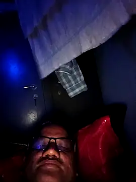 StarPacifist6 online show from December 9, 2024, 5:41 pm