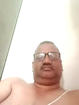 StarPacifist6 online show from March 10, 2025, 4:14 pm