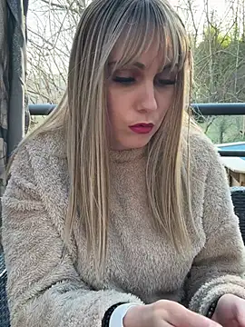 Snapshot of Leanymphoo chatting on March 4, 2025, 3:26 pm Leanymphoo online show from March 4, 2025, 3:26 pm