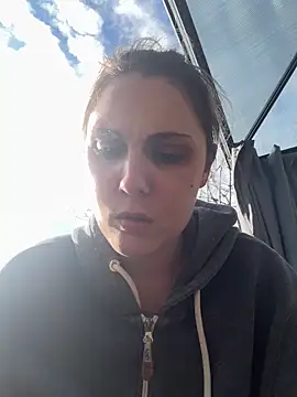 Snapshot of Leanymphoo chatting on March 8, 2025, 10:54 am Leanymphoo online show from March 8, 2025, 10:54 am