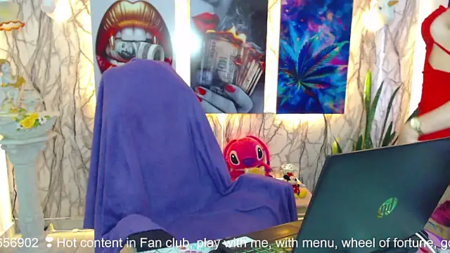 Snapshot of EmiTranny chatting on February 25, 2025, 5:15 pm EmiTranny online show from February 25, 2025, 5:15 pm