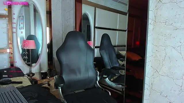 cinthya walker1 online show from February 24, 2025, 3:31 pm