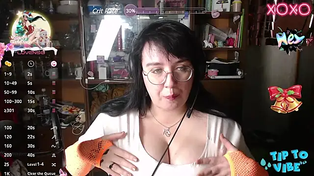 Snapshot of LeonaHarrison chatting on January 4, 2025, 2:35 am LeonaHarrison online show from January 4, 2025, 2:35 am