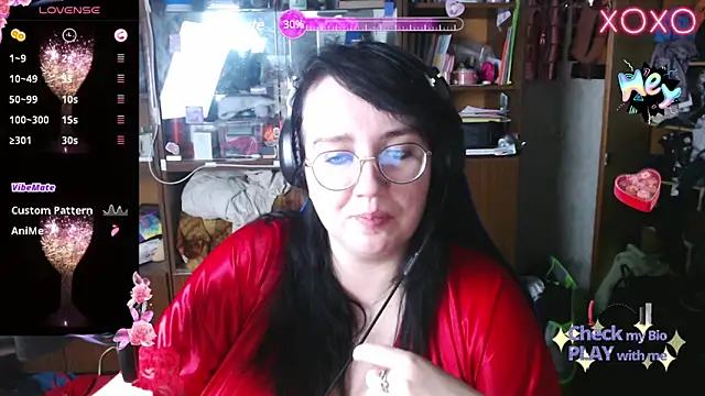 Snapshot of LeonaHarrison chatting on February 9, 2025, 8:56 pm LeonaHarrison online show from February 9, 2025, 8:56 pm
