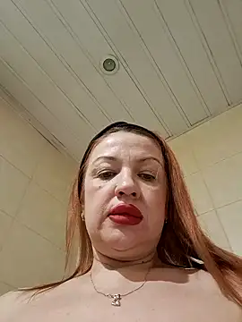 KiraXTender online show from March 18, 2025, 6:25 am