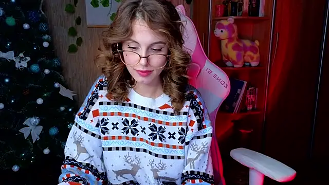 Snapshot of EdelineMaher chatting on January 4, 2025, 3:39 pm EdelineMaher online show from January 4, 2025, 3:39 pm